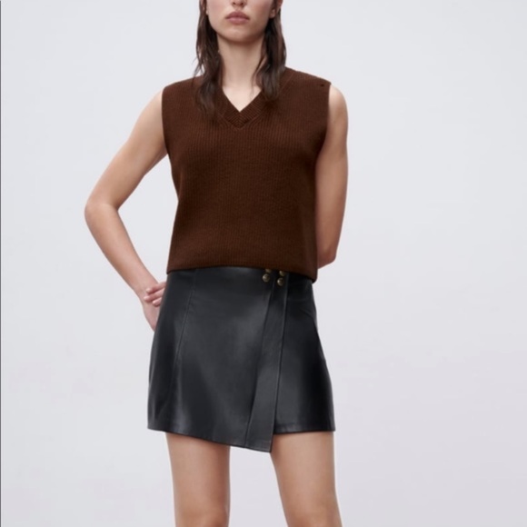 NWT Zara black faux leather skort - Picture 7 of 7